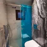 Moumis Luxury Apartament *