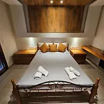 Apartament Moumis Luxury