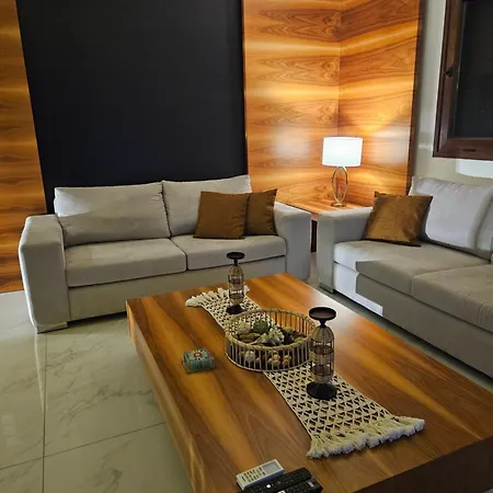 Moumis Luxury Apartment *