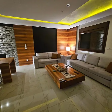 Moumis Luxury *