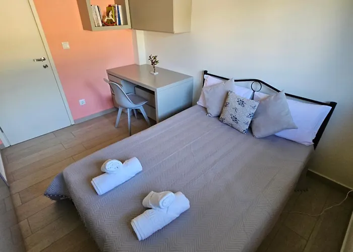 Moumis Luxury Apartment